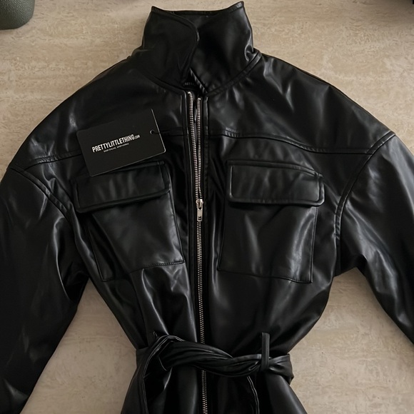 PRETTYLITTLETHING Petite Waist Tie Faux Leather Jacket, NWT - Picture 2 of 3